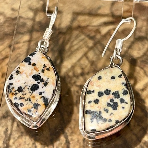 Dalmatian Stone Earrings 1 1/2” - Picture 3 of 7